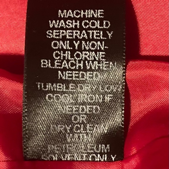 NWT London Fog Women's Trench Belted Red Rain Coat Size M with Removable Hood - Picture 9 of 9